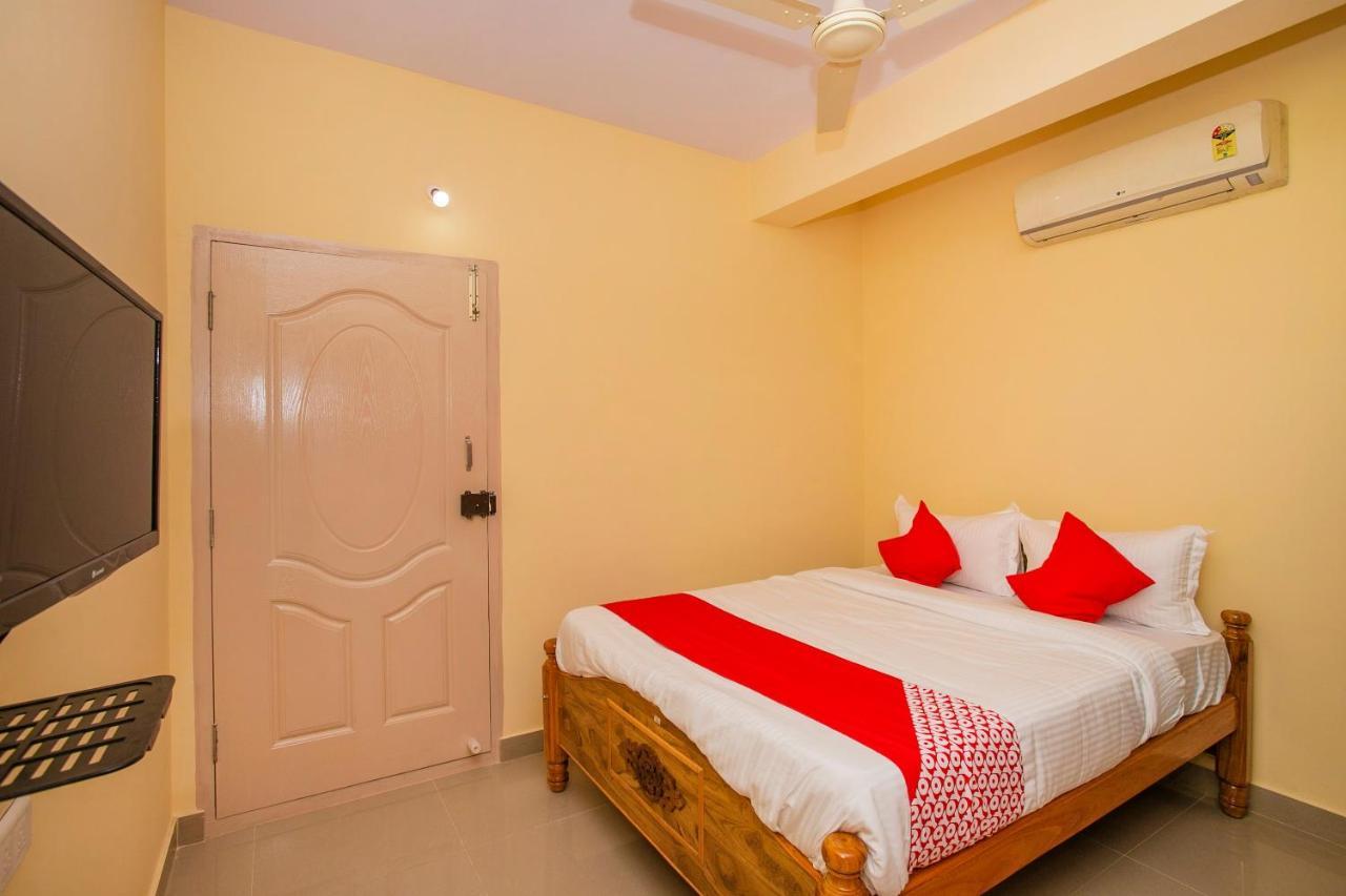 Oyo 25032 Seven Hills Guestline Hotel Bangalore Exterior foto