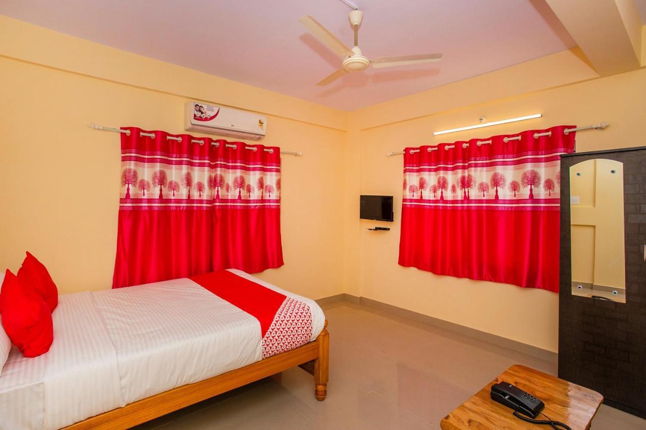 Oyo 25032 Seven Hills Guestline Hotel Bangalore Exterior foto